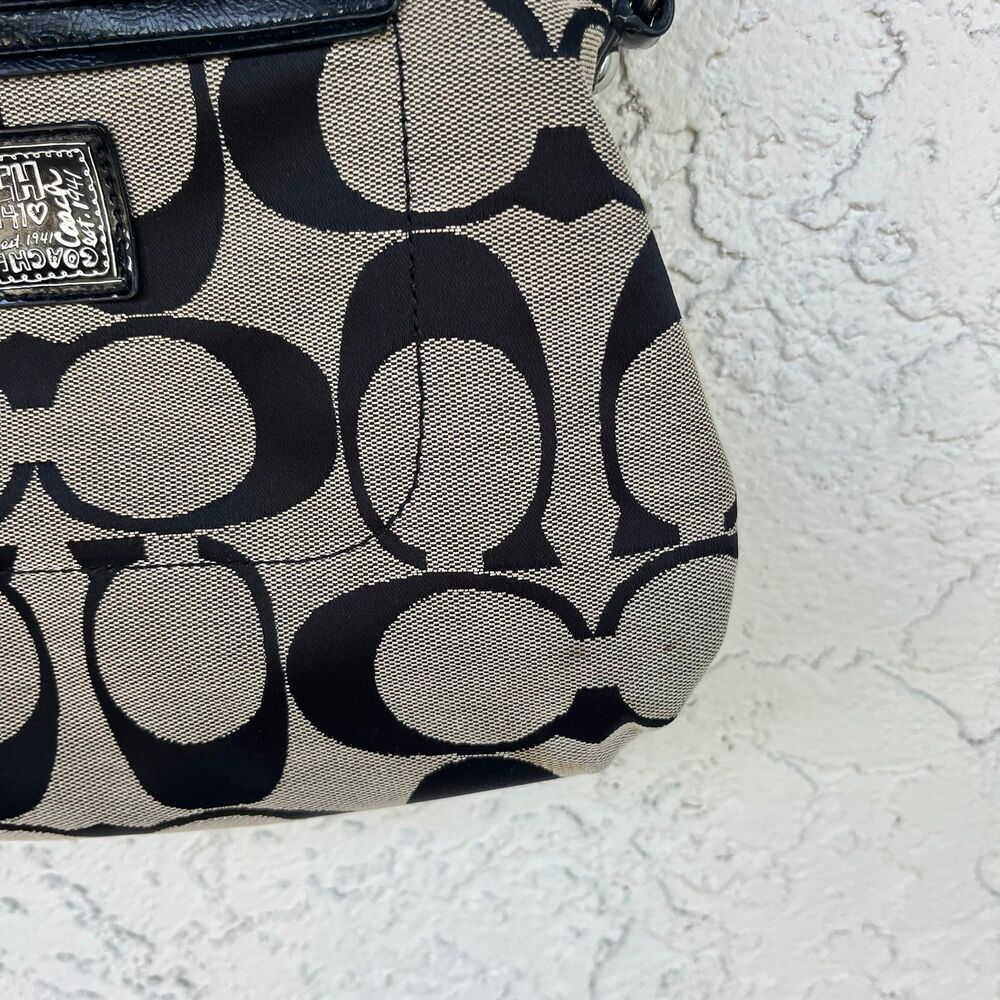 Coach Poppy Signature Dome Satchel Shoulder Bag Black Gray Metal Heart Charm - Picture 4 of 8